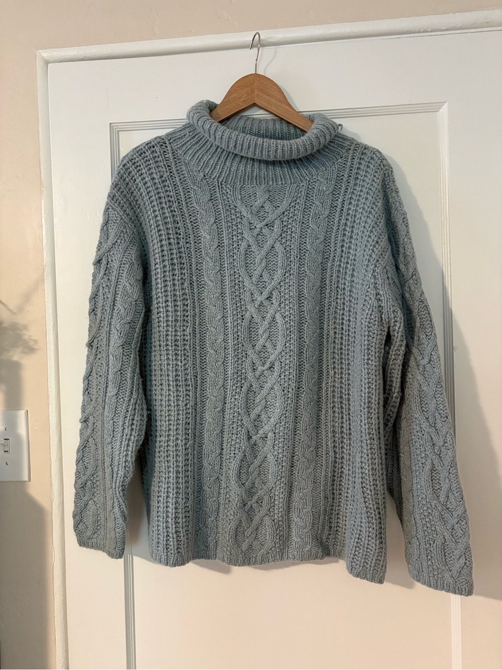 Vintage Icelandic Cable Knit Turtleneck roll neck knit Sweater silk angora